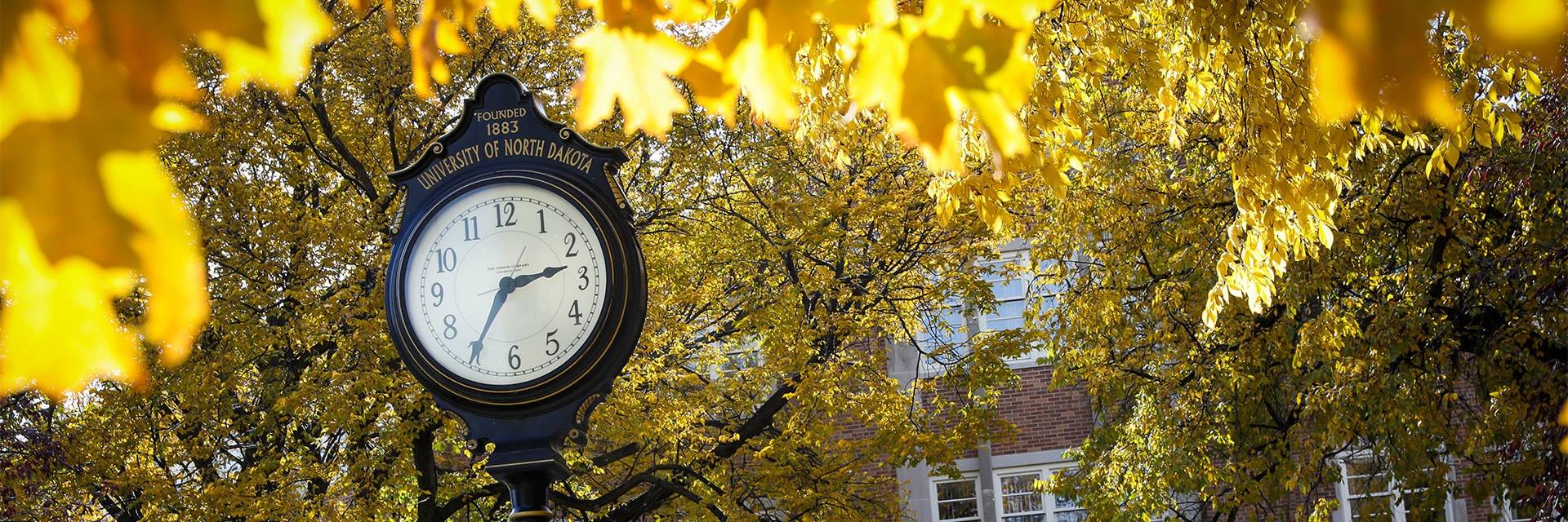 UND clock during fall