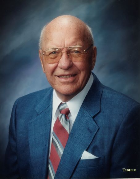 Lowell Swenson, Entrepreneur Hall of Fame
