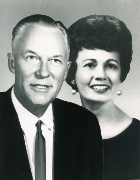 Bob and Jean Klesau, Business Innovators