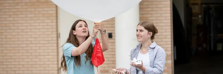 UND Students with Weather Balloon