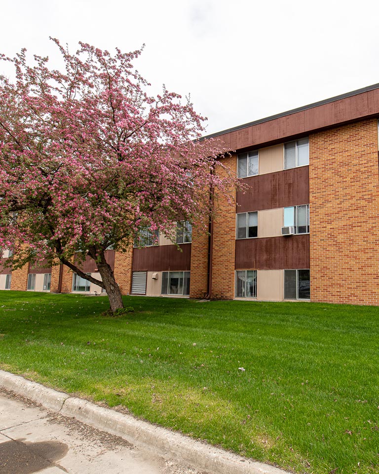 exterior of carleton court